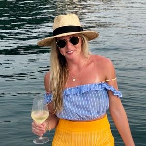 Meet your Posher, Megan